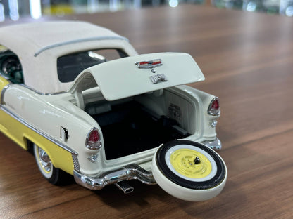 1/24 Diecast Chevrolet Bel Air Convertible 1955  Yellow – Danbury Mint Limited Edition
