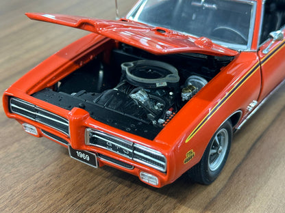 1/24 Diecast Pontiac GTO Judge 1969  – Orange – Danbury Mint Limited Edition