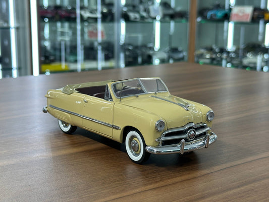 1/24 Diecast Ford Custom (1949) – Vintage Cream Yellow – Danbury Mint Limited Edition