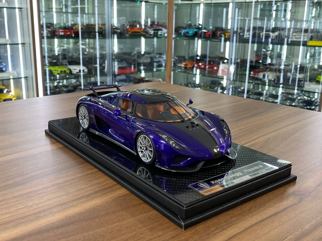 Koenigsegg Regera 1:18 resin model in Blue – limited edition sealed-body collectible available in Dubai