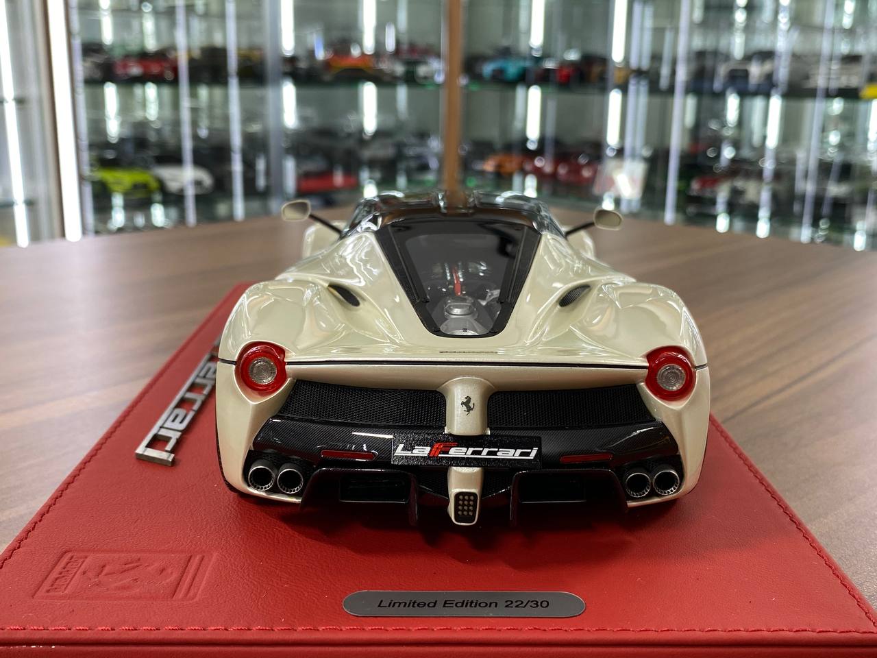 1/18 Diecast Ferrari LaFerrari Fuji White BBR Scale Model Car