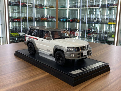 1/18 Nissan Patrol Super Safari Diecast White by IVY Models [Special Number 99/99]