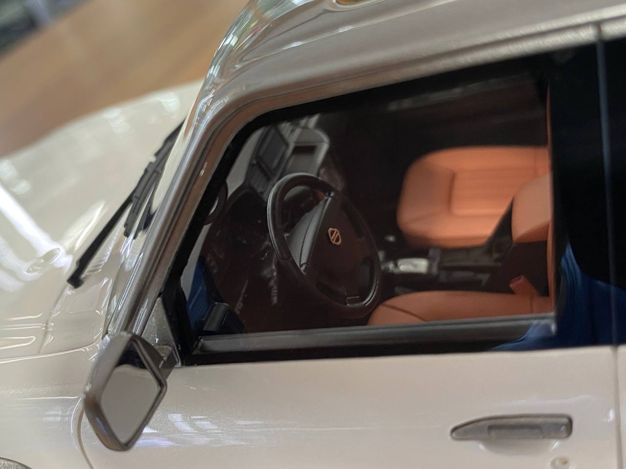 1/18 Nissan Patrol Super Safari Diecast White by IVY Models [Special Number 99/99]