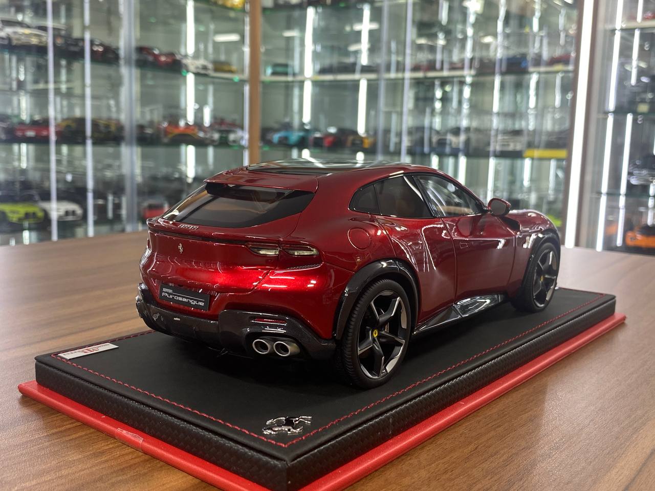 MR 1/18 Ferrari Purosangue V12 SUV Limited Resin Diecast Model Car MR 1/18 Ferrari Purosangue V12 SUV Limited Resin Diecast Model Car