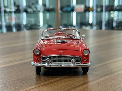 Ford Thunderbird 1956 – Red – 1:24 Diecast (Full Opening)