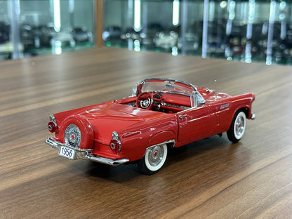 Ford Thunderbird 1956 – Red – 1:24 Diecast (Full Opening)