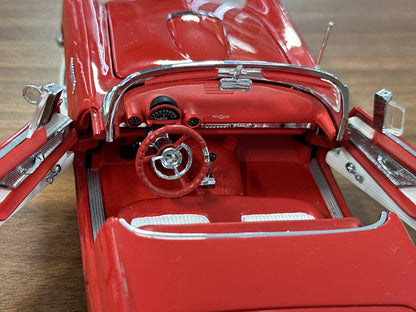 Ford Thunderbird 1956 – Red – 1:24 Diecast (Full Opening)