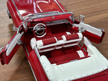 Cadillac Series 62 1959 – Red – 1:24 Diecast (Full Opening)
