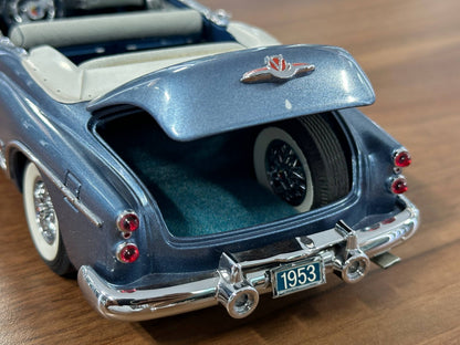Buick Skylark Convertible 1953 – Blue – 1:24 Diecast (Full Opening)