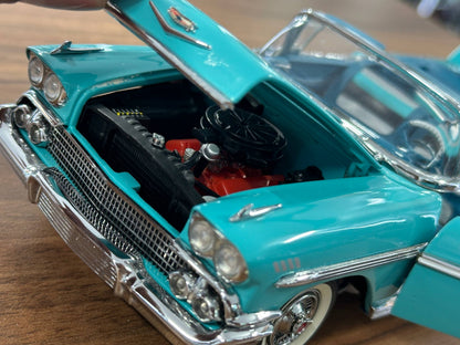 The Danbury Mint Chevrolet Impala Convertible 1958 – Torquoise – 1:24 Diecast Model (Full Opening, Limited Edition)
