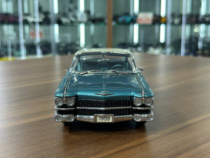 The Danbury Mint Cadillac Coupe DeVille 1959 – Vegas Torquoise – 1:24 Diecast Model (Full Opening, Limited Edition)