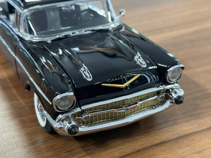 The Danbury Mint Chevrolet Bel Air Sport 1957 – Black – 1:24 Diecast Model (Full Opening, Limited Edition)