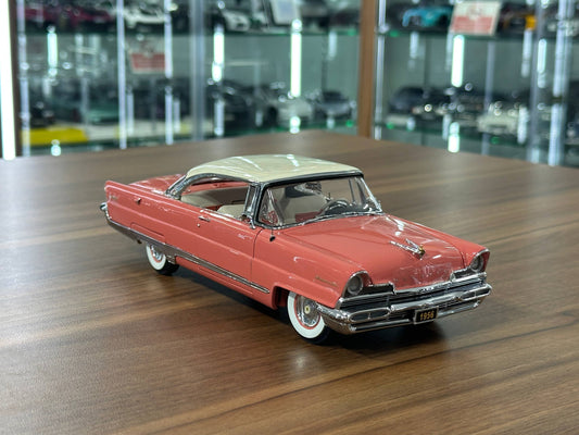 The Danbury Mint Lincoln Premiere Coupe 1956 – Salmon Red with Ivory Top – 1:24 Diecast Model (Full Opening, Limited Edition)