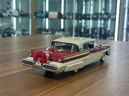 The Danbury Mint Mercury Turnpike Cruiser 1957 – Red with Ivory Top – 1:24 Diecast Model (Full Opening, Limited Edition)