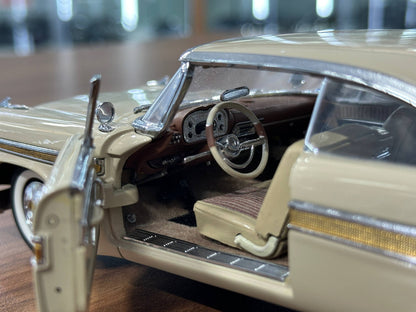 The Danbury Mint Plymouth Fury Hard Top 1958 – Champagne Beige Metallic – 1:24 Diecast Model (Full Opening, Limited Edition)