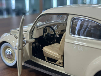 1/18 Diecast Bburago Volkswagen Käfer Beetle (1955) in Beige