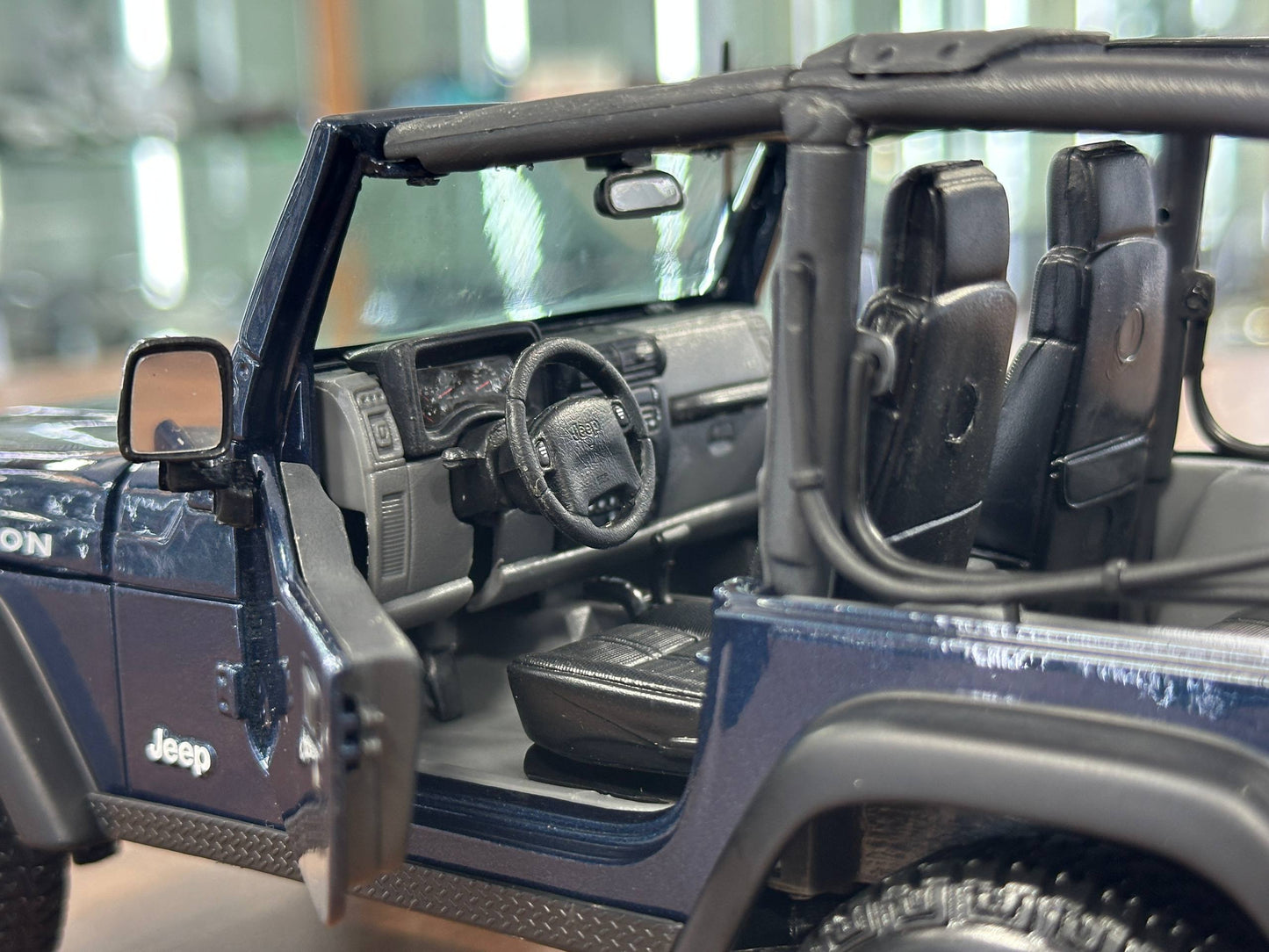 1/18 Diecast Maisto Jeep Wrangler Rubicon in Dark Blue
