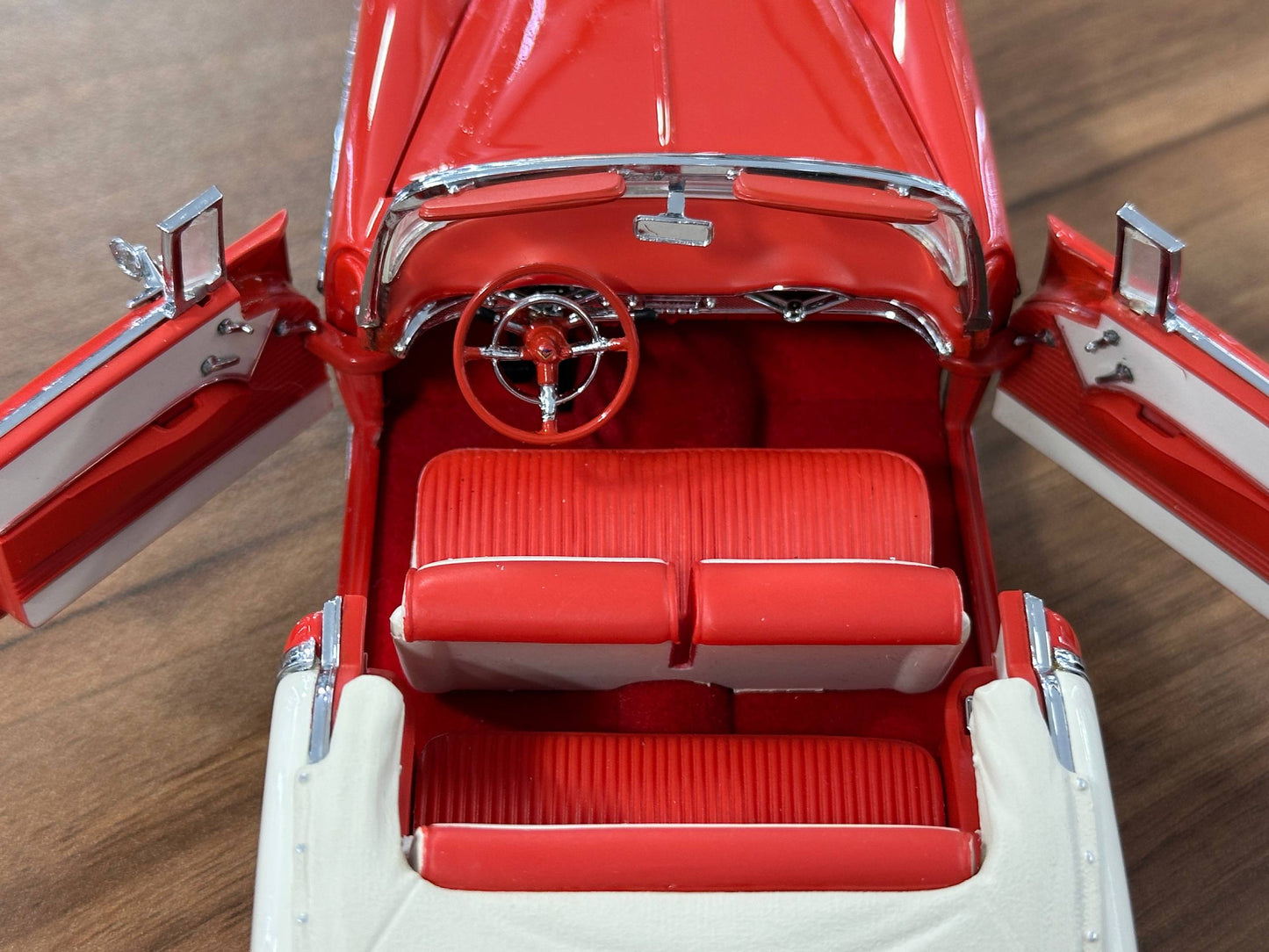 Franklin Mint Chevrolet Bel Air Convertible 1957 – 1/24 Diecast Red