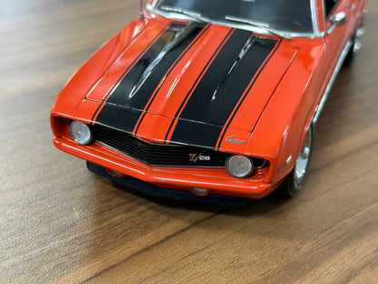 Franklin Mint Chevrolet Camaro Z/28 1969 – 1/24 Diecast Orange/Black