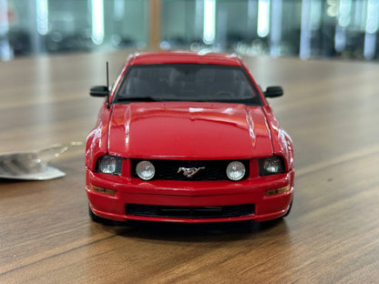 Franklin Mint Ford Mustang GT 2005 – 1/24 Diecast Red