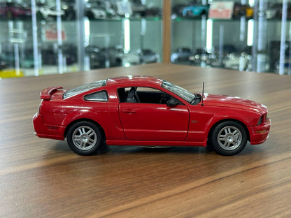 Franklin Mint Ford Mustang GT 2005 – 1/24 Diecast Red