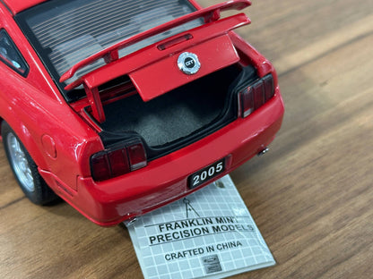 Franklin Mint Ford Mustang GT 2005 – 1/24 Diecast Red