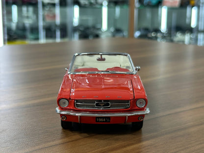 Franklin Mint Ford Mustang Convertible 1964 – 1/24 Diecast Red