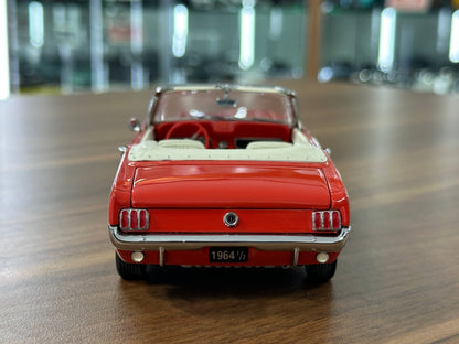 Franklin Mint Ford Mustang Convertible 1964 – 1/24 Diecast Red
