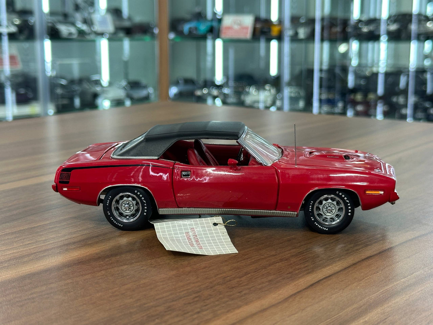 Franklin Mint Plymouth Hemicuda Convertible 1970 – 1/24 Diecast Red