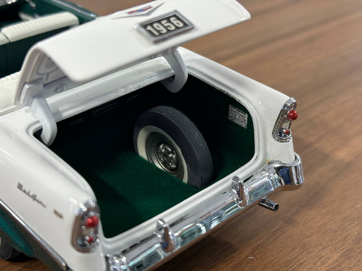 Franklin Mint Chevrolet Bel Air Convertible 1956 – 1/24 Diecast Green/White