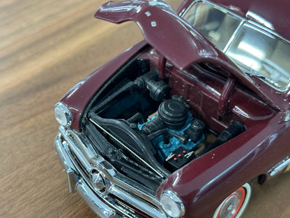 Franklin Mint Ford Woodie Wagon 1949 – 1/24 Diecast Burgundy with Wood Panel