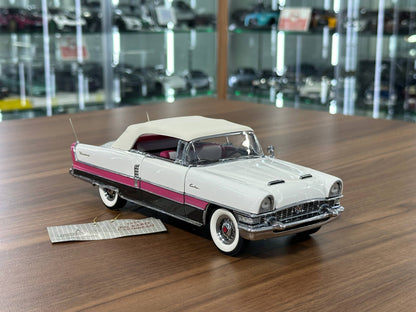 Franklin Mint Packard Caribbean Convertible 1955 – 1/24 Diecast White/Pink