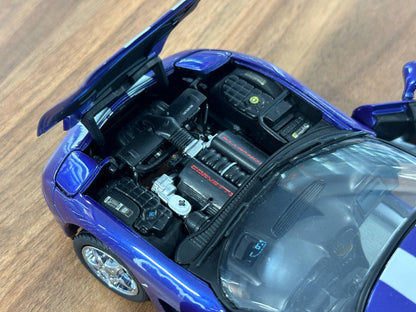 Franklin Mint Chevrolet Corvette Platinum Convertible 2000 – 1/24 Diecast Dark Blue (Limited Edition)