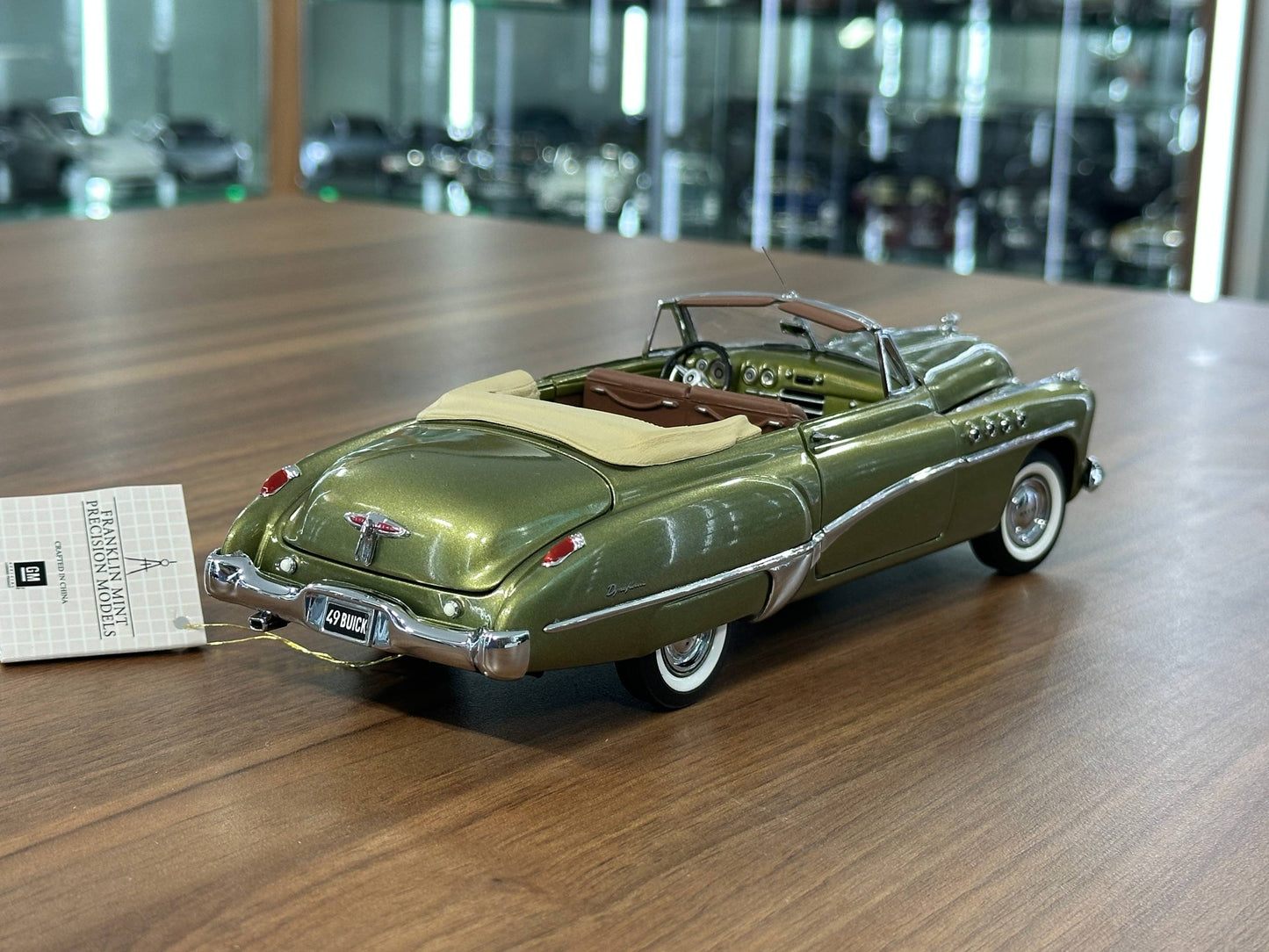 Franklin Mint Buick Roadmaster 1949 – 1/24 Diecast Olive Green Metallic
