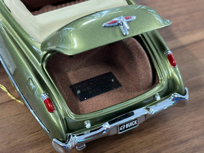 Franklin Mint Buick Roadmaster 1949 – 1/24 Diecast Olive Green Metallic