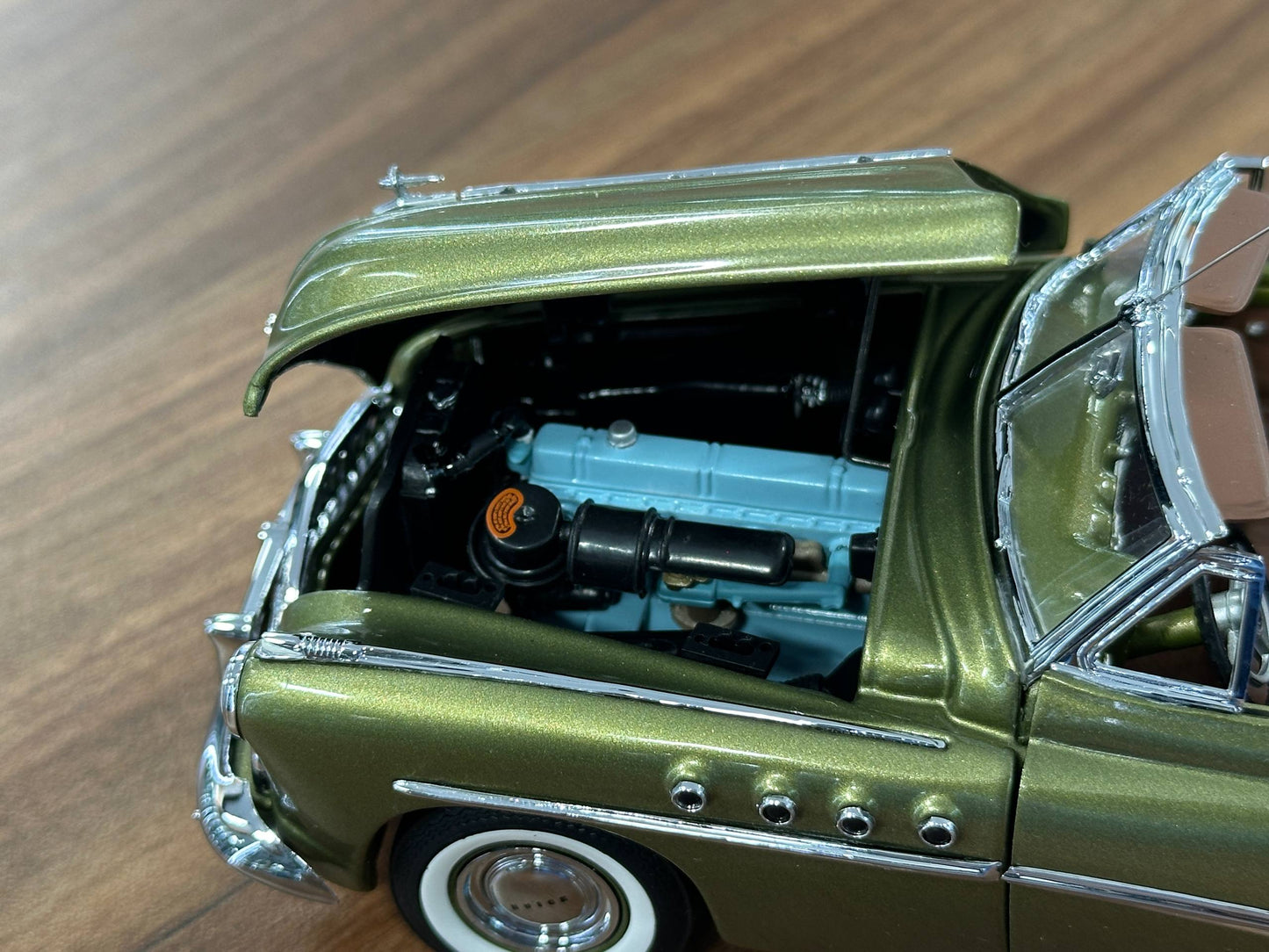 Franklin Mint Buick Roadmaster 1949 – 1/24 Diecast Olive Green Metallic
