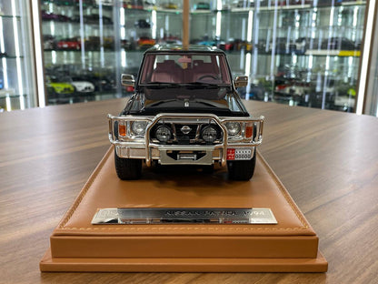 1/18 resin Nissan PATROL Y60 1994 Black by Old School Models - Limited 70 pcs