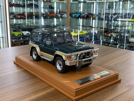 1/18 resin Nissan PATROL Y60 1994 Dark Green / Gold by Old School Models - Limited 70 pcs