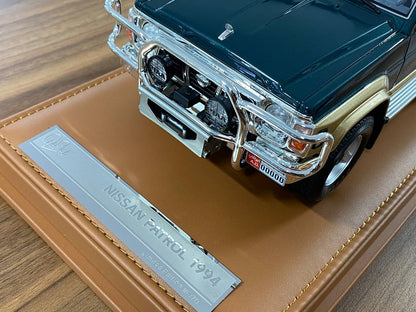 1/18 resin Nissan PATROL Y60 1994 Dark Green / Gold by Old School Models - Limited 70 pcs