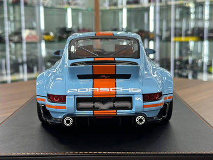 Porsche Singer DLS resin model car – Ivy Image 1:12 Gulf Blue with opening back engine hood Dubai edition