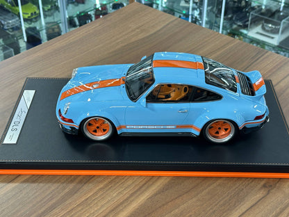 Porsche Singer DLS resin model car – Ivy Image 1:12 Gulf Blue with opening back engine hood Dubai edition