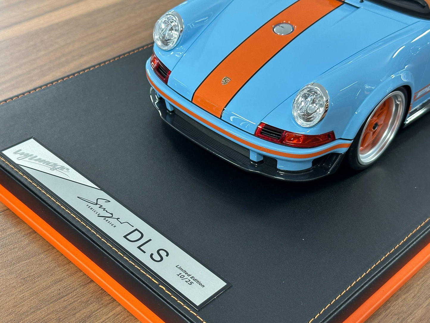 Porsche Singer DLS resin model car – Ivy Image 1:12 Gulf Blue with opening back engine hood Dubai edition