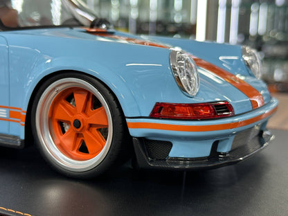 Porsche Singer DLS resin model car – Ivy Image 1:12 Gulf Blue with opening back engine hood Dubai edition