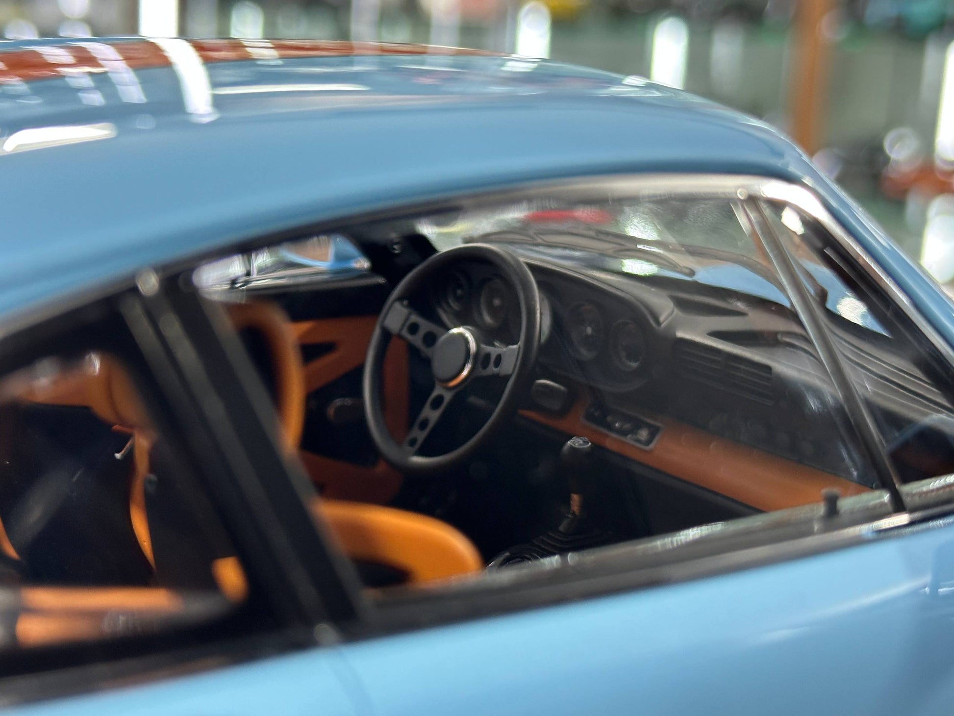 Porsche Singer DLS resin model car – Ivy Image 1:12 Gulf Blue with opening back engine hood Dubai edition