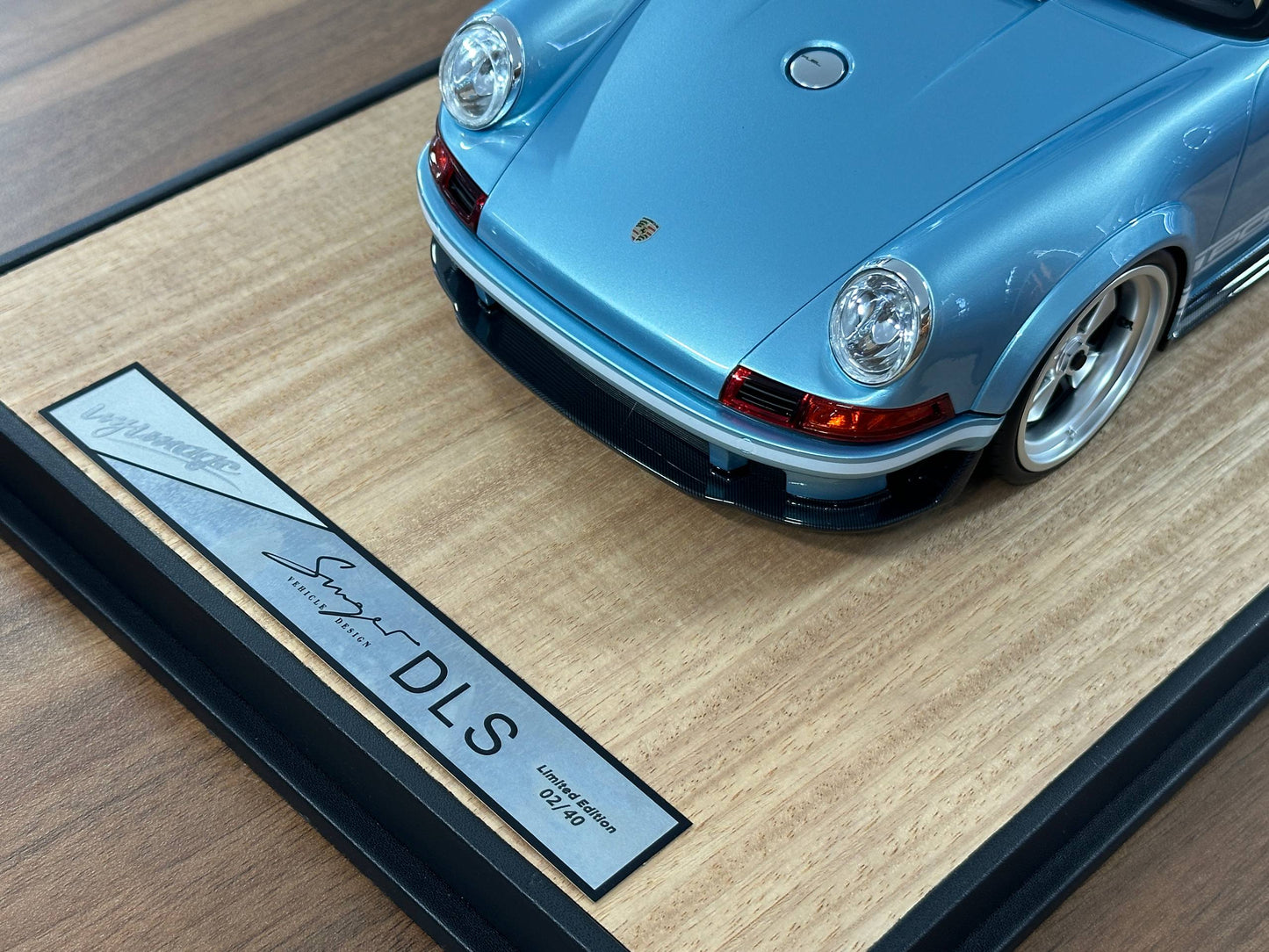 1/12 Resin Porsche Singer DLS – Ivy Image Models in Ice Blue