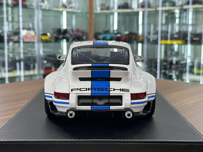 1/12 Resin Porsche Singer DLS – Ivy Image Models (White with Blue Stripe)
