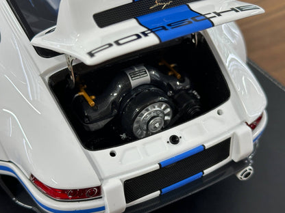 1/12 Resin Porsche Singer DLS – Ivy Image Models (White with Blue Stripe)