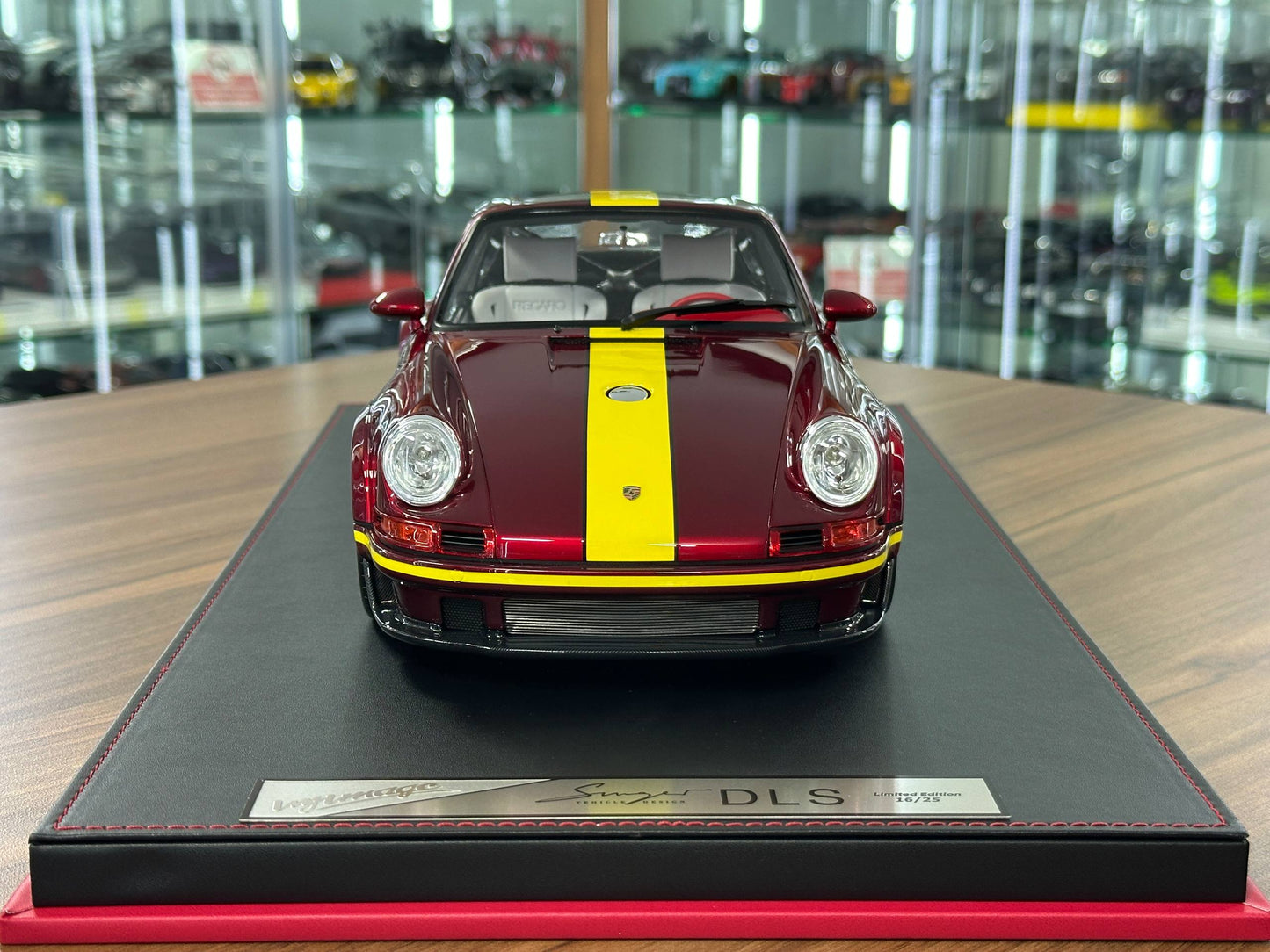 1/12 Resin Porsche Singer DLS – Ivy Image Models (Red with Yellow Stripe)