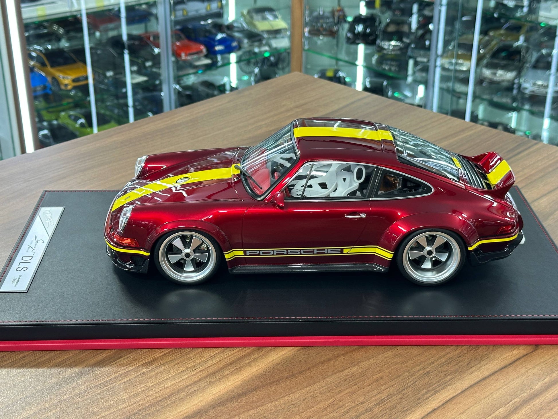 1/12 Resin Porsche Singer DLS – Ivy Image Models (Red with Yellow Stripe)