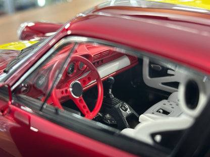 1/12 Resin Porsche Singer DLS – Ivy Image Models (Red with Yellow Stripe)